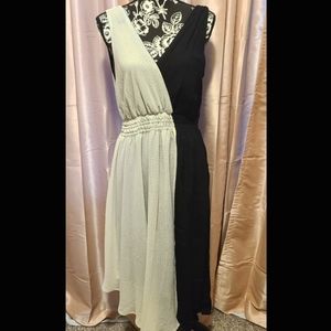 Black and white flowers dress